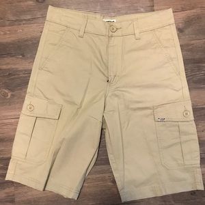 Vans Cargo Shorts for Men. Never worn